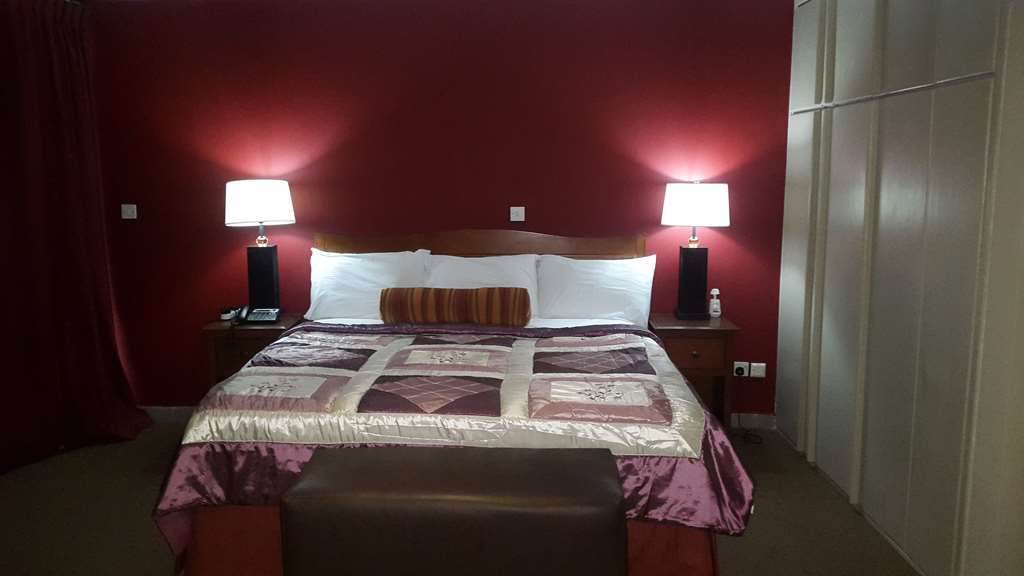 מלון Golden Tulip Essential Kimbima פריטאון חדר תמונה